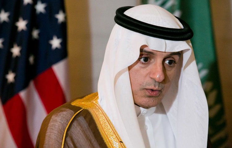وزير الخارجية السعودي: على الأسد أن يرحل أو أن يواجه "خيارًا عسكريًا"