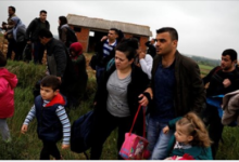 لاجئين من سوريا على الحدود اليونانية